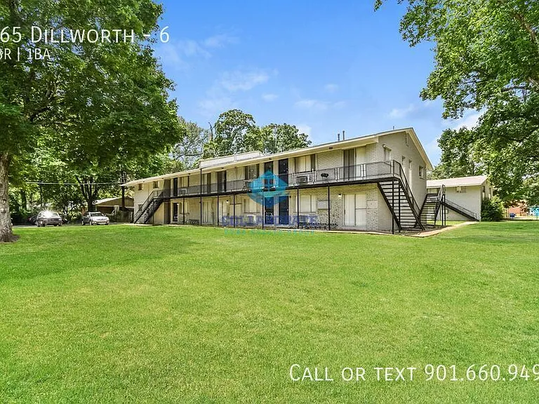 Grahamwood Flats — Photo 1