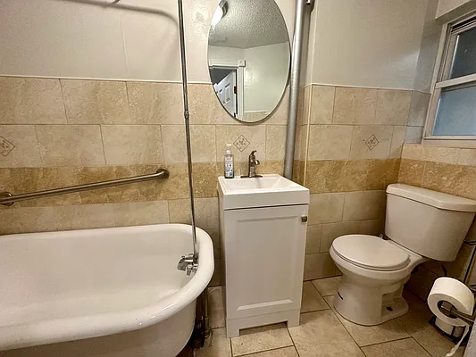 Rented by JB Mac Real Estate Inc. | media 18