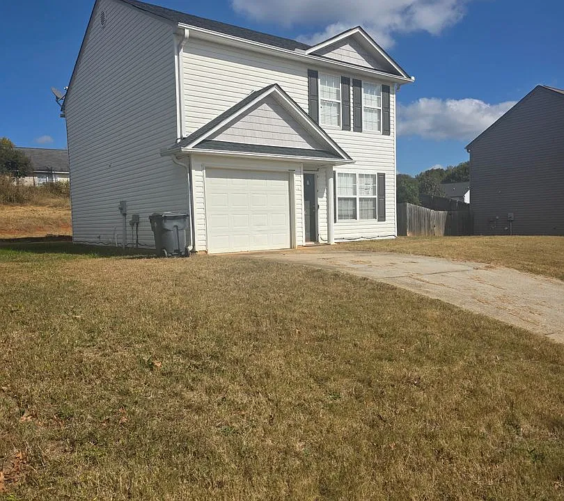 916 Mary Grace Ln