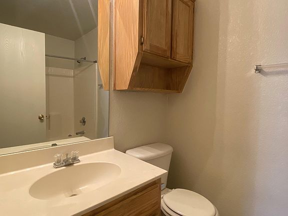 4th image of 3709 Littleleaf Dr APT D
