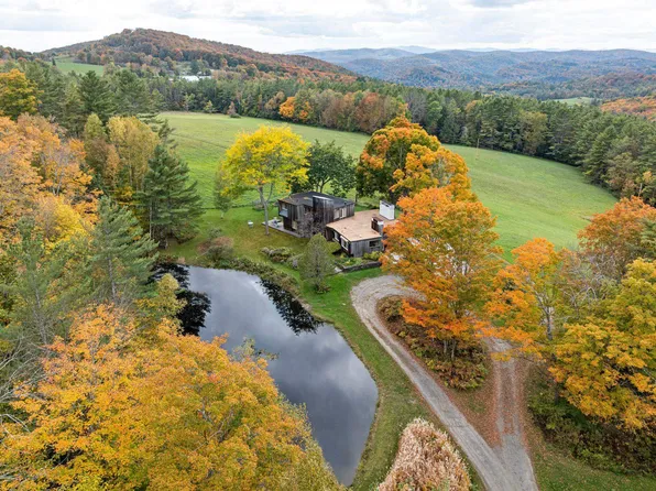 10 & 26 Chester Drive, Tunbridge, VT 05077