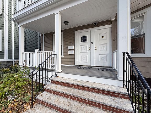 4th image of 23 Gilman Ter APT 1