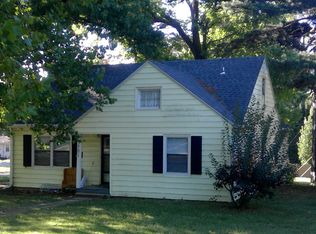 3701 SW 10th Ave, Topeka, KS 66604