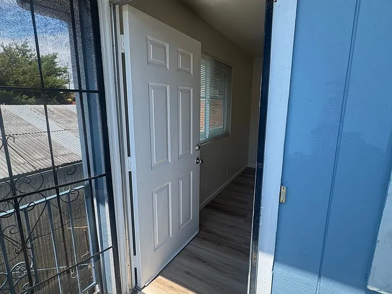 1115 7th Ave #5 — Photo 31