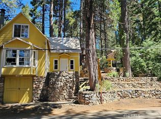 31858 Hollow Way, Running Springs, CA 92382