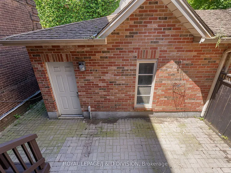 6 Huntley St — Photo 15