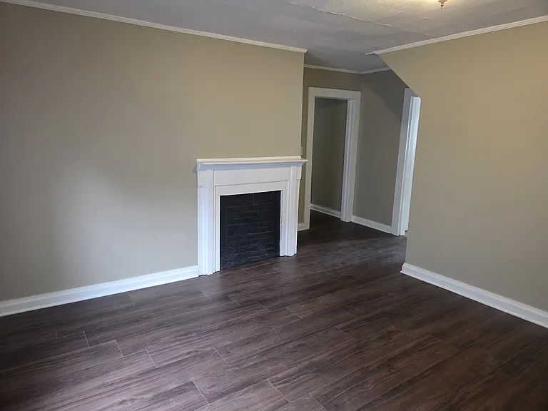 578 Harris St NW — Photo 8