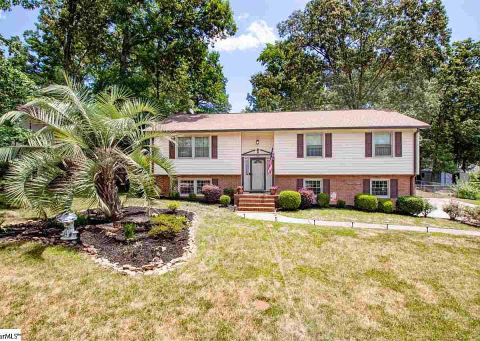1st image of 209 Gilder Creek Dr
