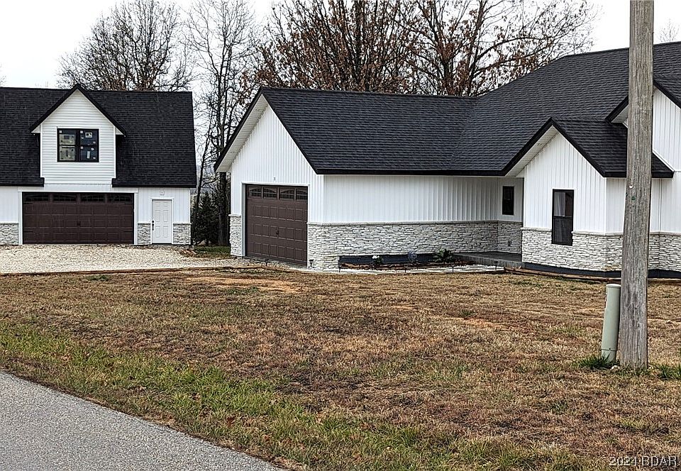 1st image of 71 Twisted Oaks Dr