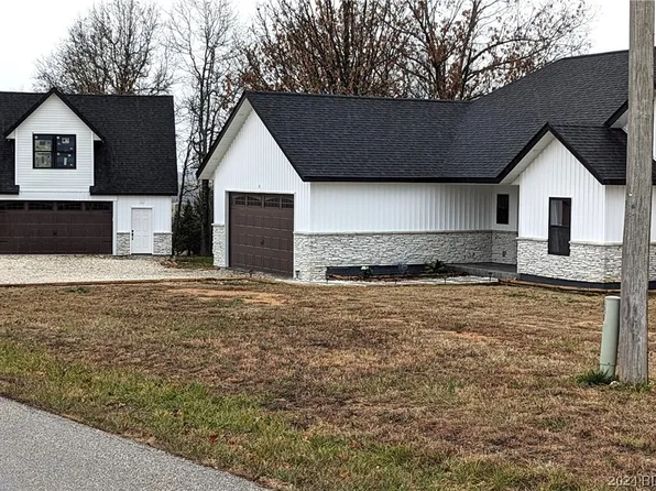 71 Twisted Oaks Dr, Camdenton, MO 65020