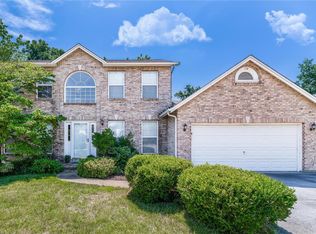 3222 Country Knoll Dr, Saint Charles, MO 63303