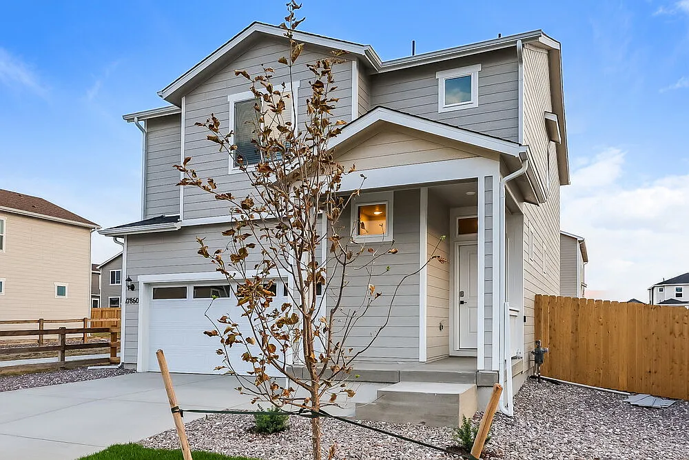 4 bed, 2.5 bath, 1851 sqft, $2,950 — Photo 4