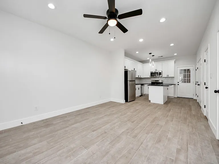 8015 Elbert St #A/B — Photo 3