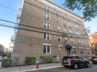 734 Adams St APT 1B, Hoboken, NJ 07030