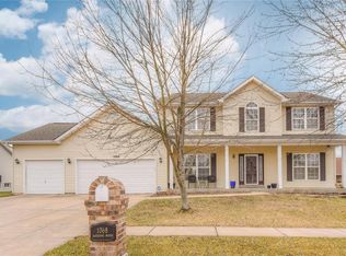1068 Dardenne Woods Dr, Dardenne Prairie, MO