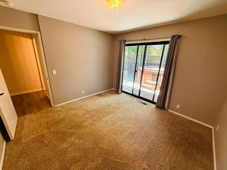 1222 Jobs Peak Dr — Photo 26