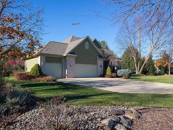 2nd image of 258 Minges Hills Dr