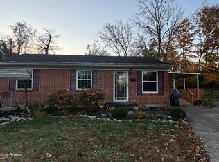 5302 Wiseman Ct, Louisville, KY 40272