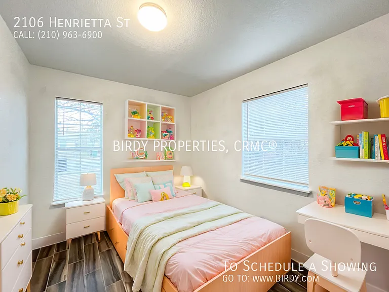 2106 Henrietta St — Photo 6