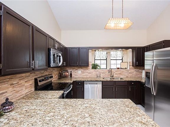 3rd image of 5119 Scarsdale Manor Ln
