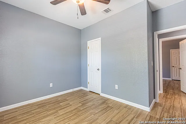 479 Corliss — Photo 14