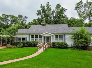 906 Lincoln Ave, Oxford, MS 38655