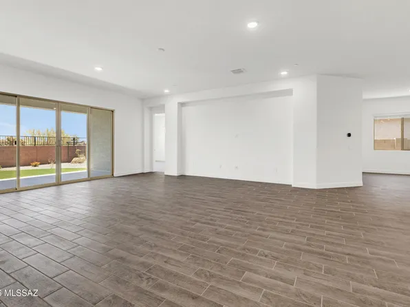 5061 W Tavira Way, Tucson, AZ 85742