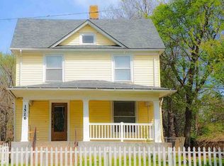 1526 N Holyoke St, Wichita, KS 67208
