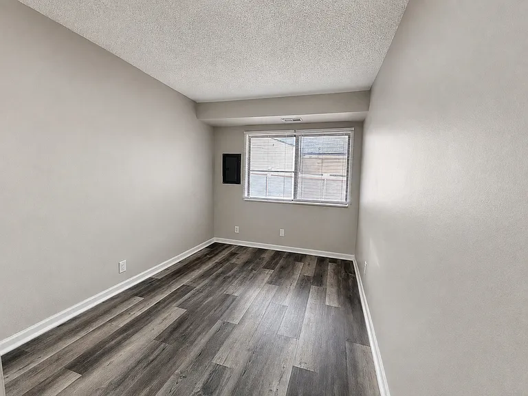 56 Century Dr — Photo 21