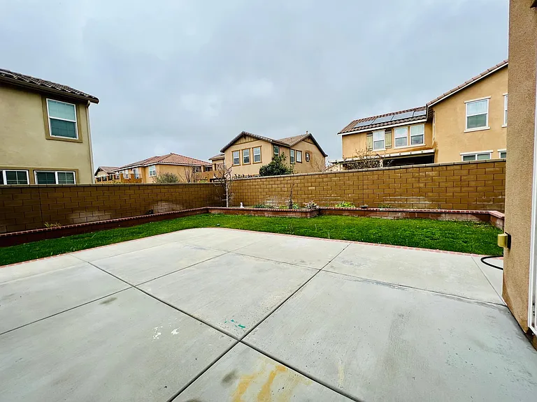 14518 Viva Dr — Photo 18