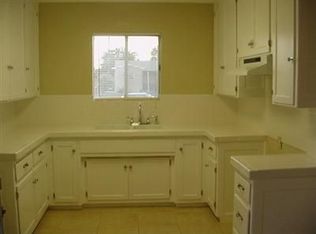 813 Meadows St, Bakersfield, CA 93306