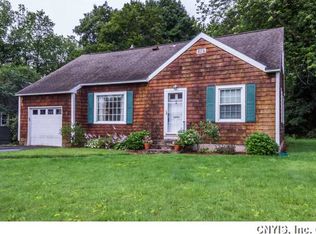 3690 Woodland Dr, Baldwinsville, NY 13027