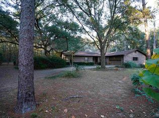 5720 Country Squire Dr, Milton, FL 32570