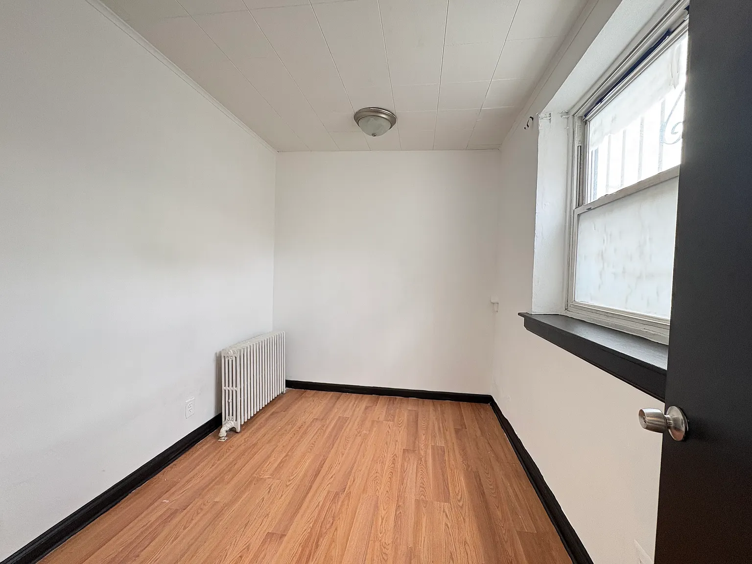 2 bed, 800 sqft, $1,500 — Photo 4