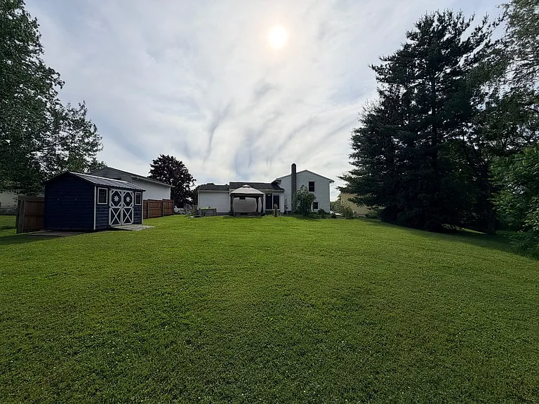 5561 Imperia Ln — Photo 25