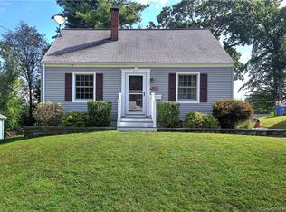 137 Lawncrest Dr, Southington, CT 06489