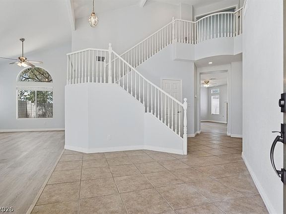 3rd image of 3854 Rugen Ave