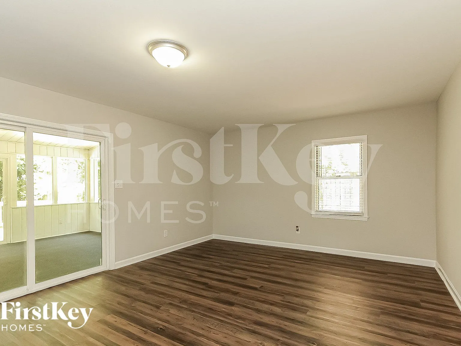 3 bed, 2.0 bath, 1798 sqft, $2,380 — Photo 4