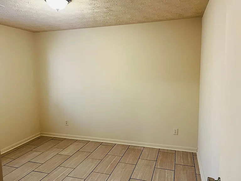 4120 Midway Rd — Photo 12