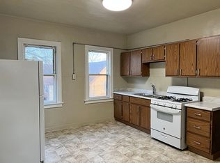 2112 W Lincoln Ave, Milwaukee, WI 53215