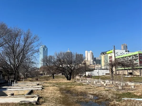 1111 Powhattan St, Dallas, TX 75215