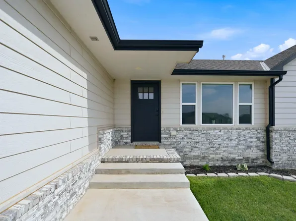 10514 W Wilkinson St, Maize, KS 67101