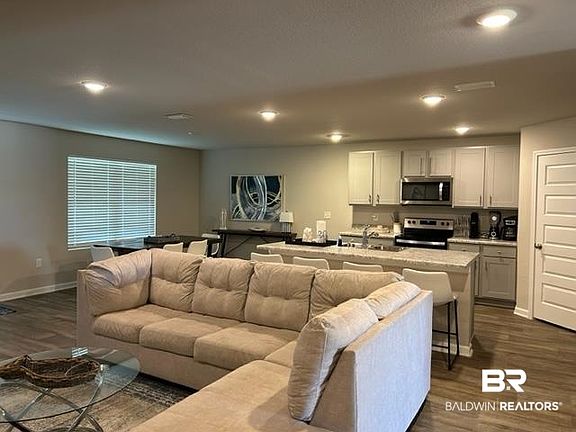 2nd image of 7409 Brompton Dr