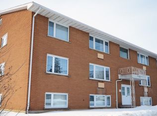 301 West, Orillia, ON L3V 5E1