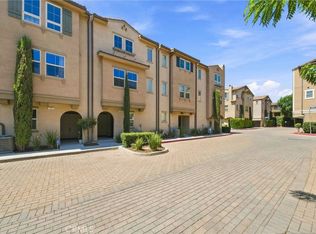 7239 N Cedar Rd, Van Nuys, CA 91405