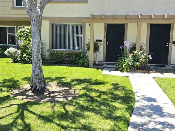2971 Bradford Pl #64, Santa Ana, CA 92707