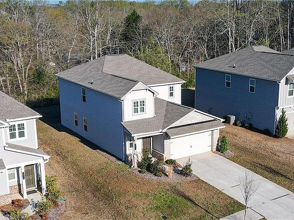2nd image of 37 Osprey Overlook Dr