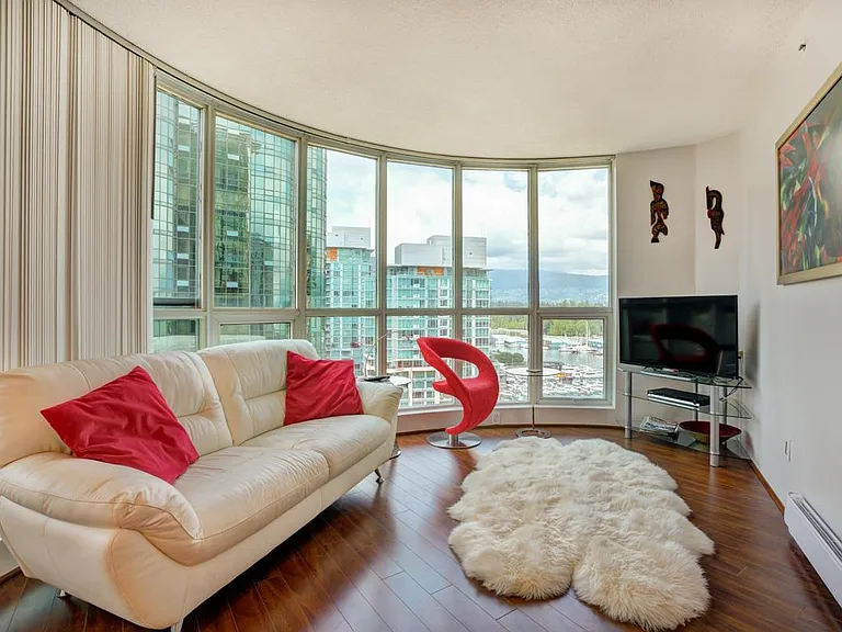 555 Jervis St #1505 — Photo 8