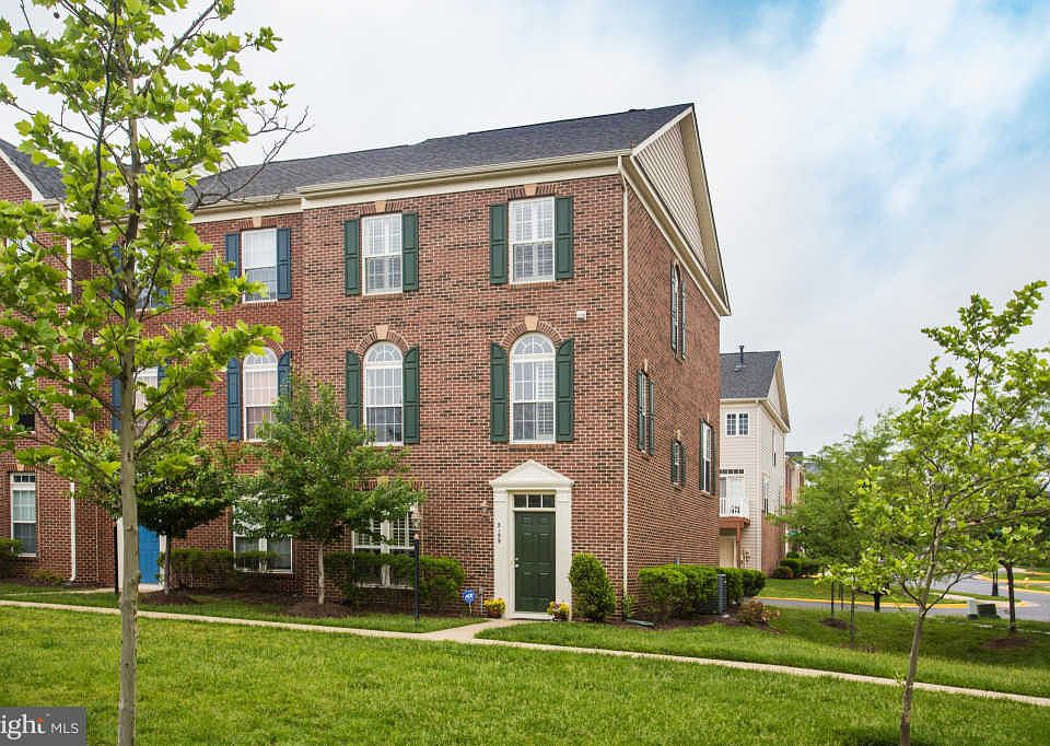 1st image of 2159 Potomac Club Pkwy #5