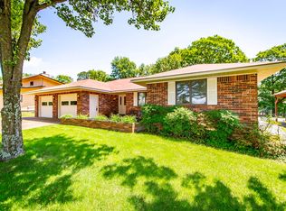 305 Snead Dr, Fairfield Bay, AR 72088